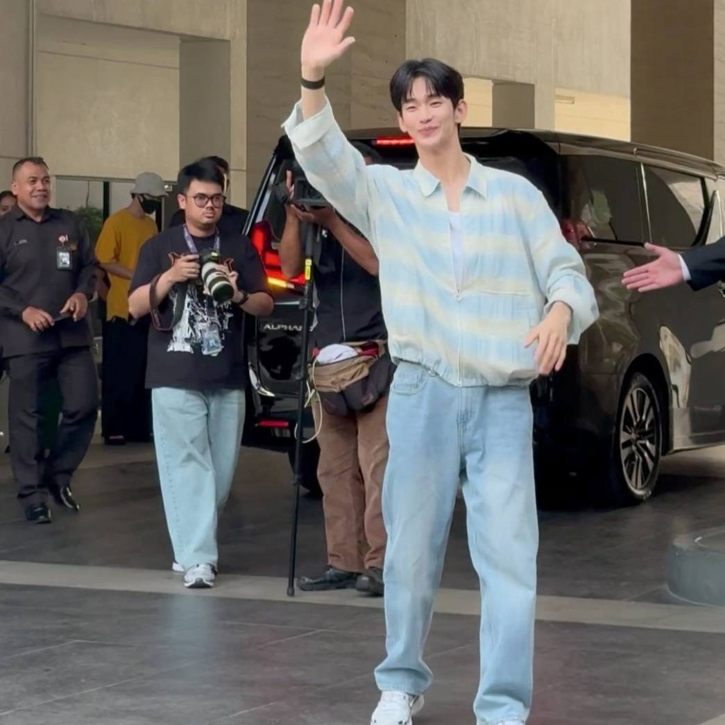 Behind-the-scenes cut of Kim Soohyun