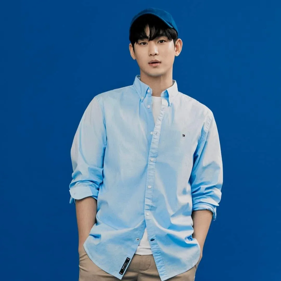 A moment captured by a fan of Kim Soohyun