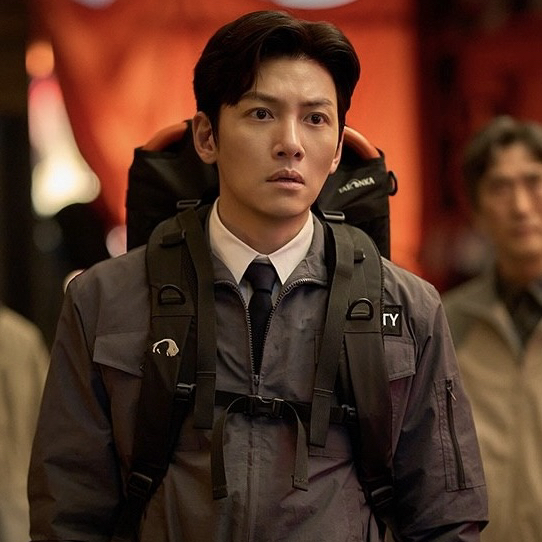 지창욱 최근 활동샷