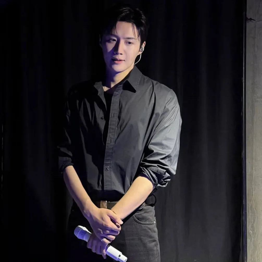 Behind-the-scenes cut of Kim Seonho