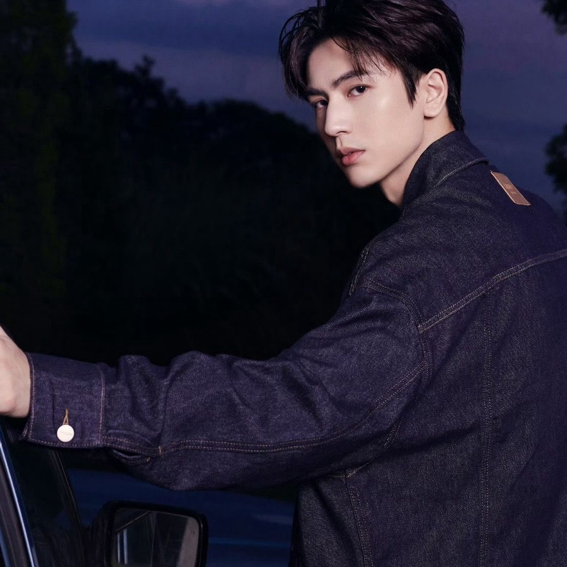 Latest photo of Zhang Linghe