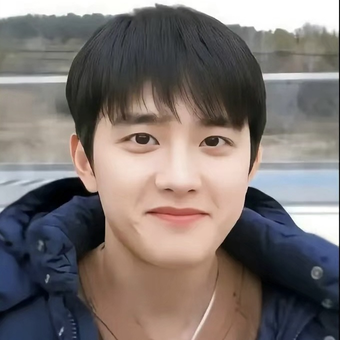 Foto terbaru dari Doh Kyungsoo (D.O.)