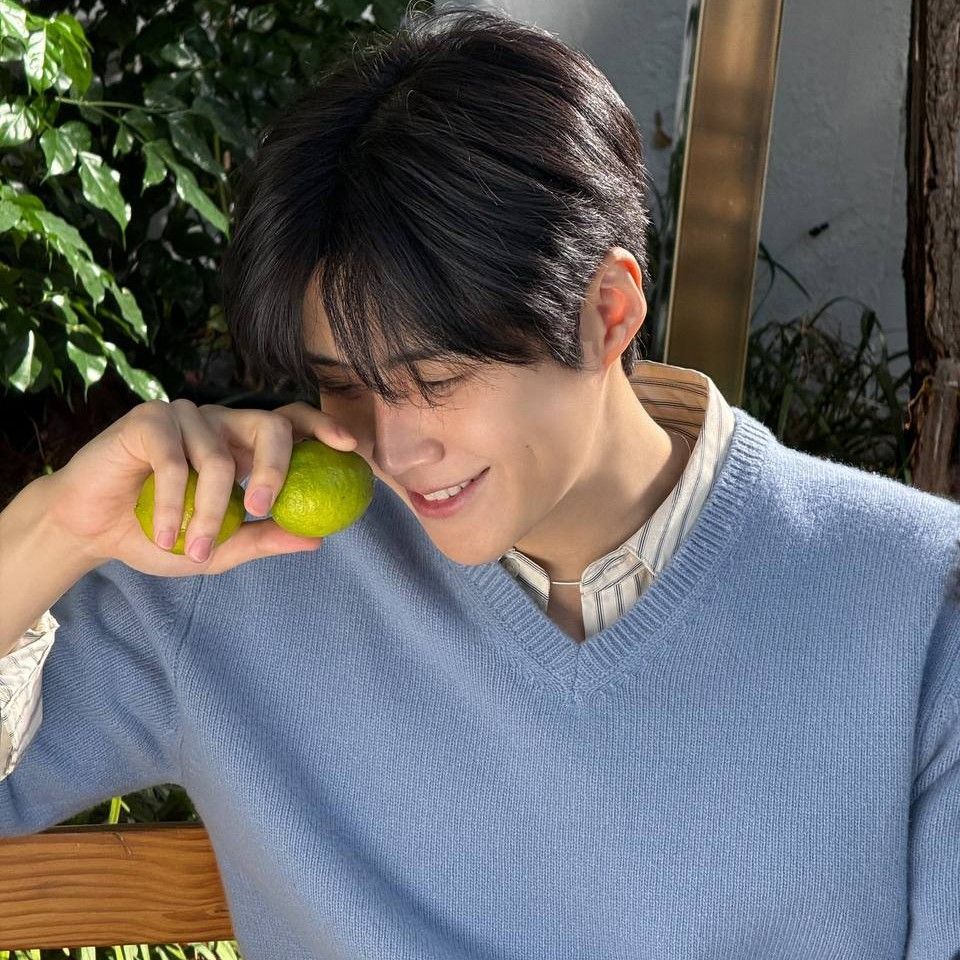 A moment captured by a fan of Kim Seonho