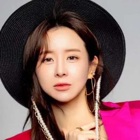 Recent activity shot of Eun Gaeun