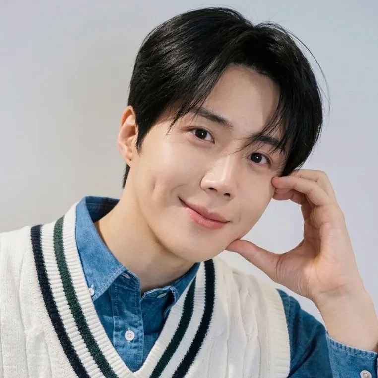 Foto terbaru dari Kim Seonho