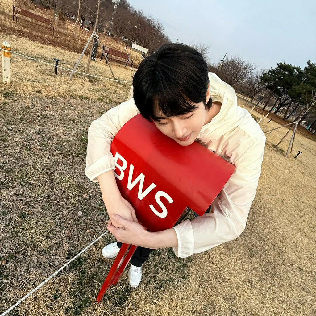 변우석 최근 활동샷