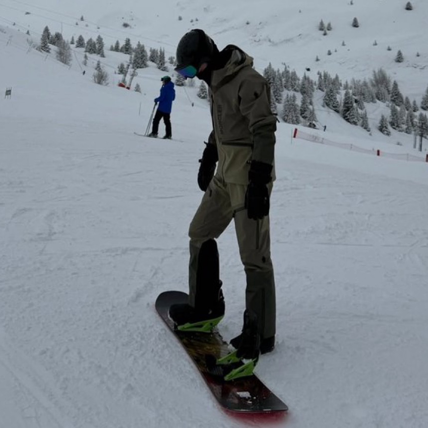 A moment captured by a fan of Lee Jaewook