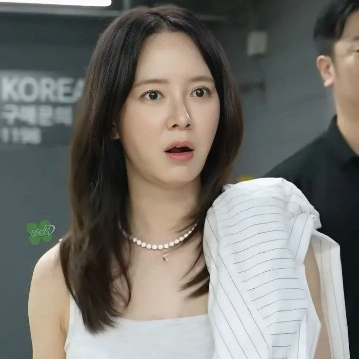 송지효의 최신 사진