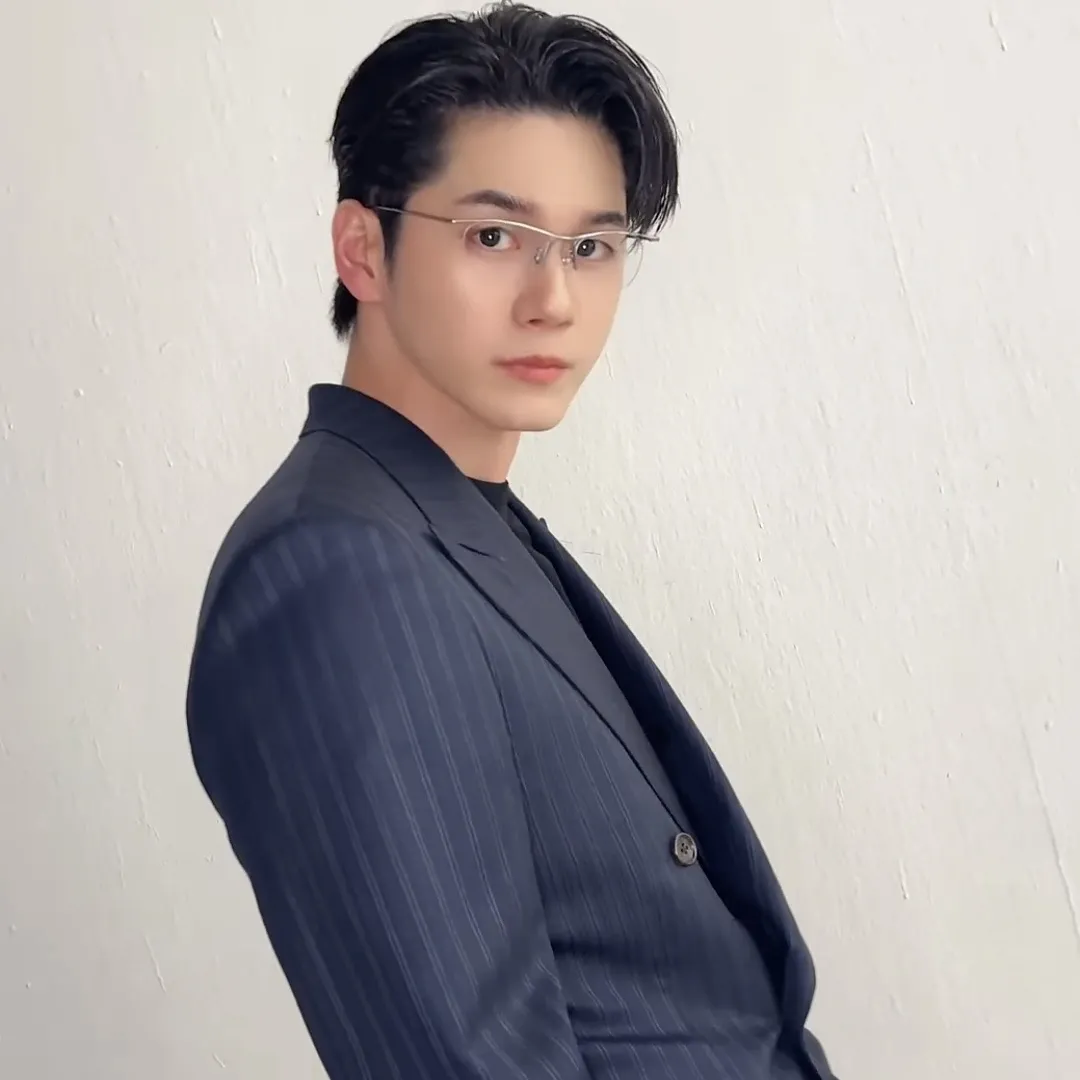 Recent activity shot of Ong Seongwu
