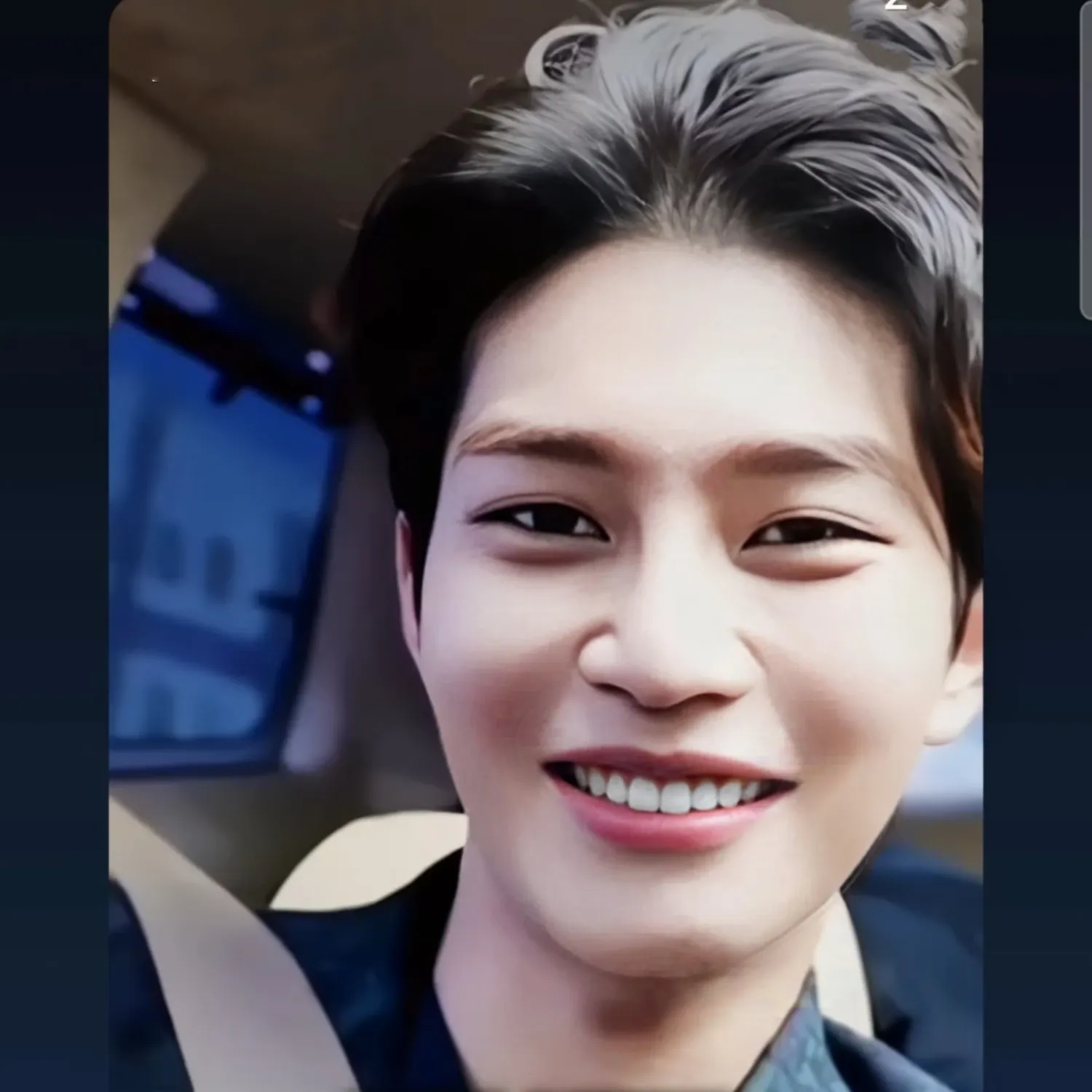 Behind-the-scenes cut of Kim Jaeyoung