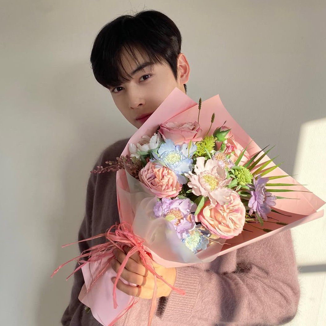 Explosively popular post in Choeaedol Celeb community