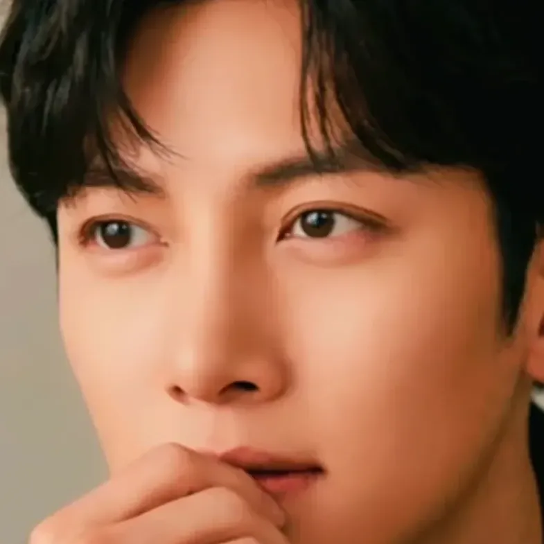 池昌旭的最新照片