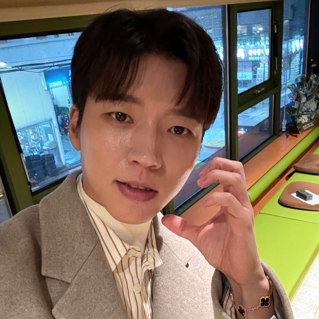 A moment captured by a fan of Nam Woohyun