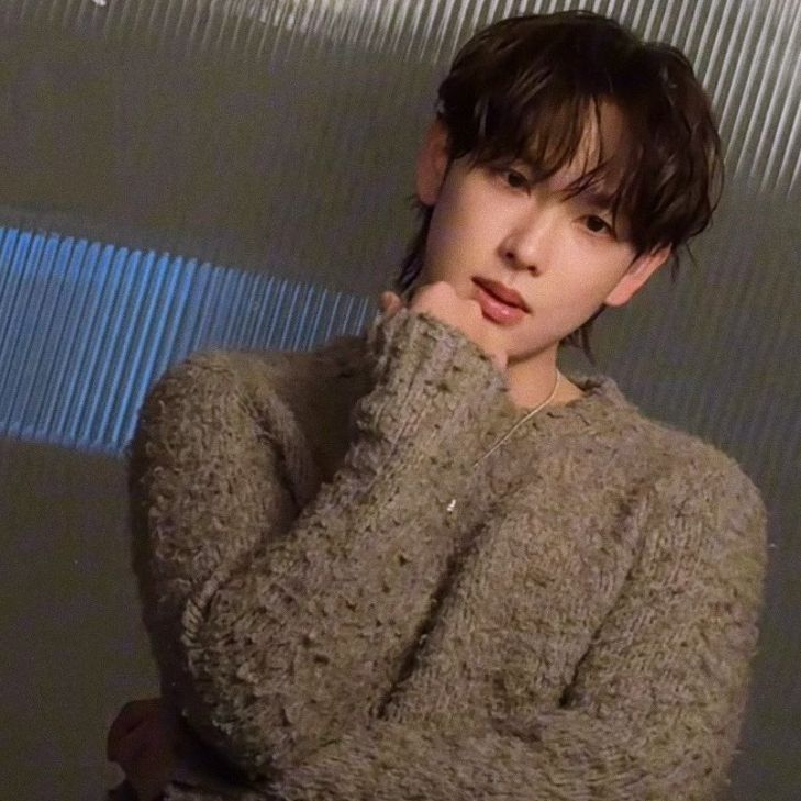 Behind-the-scenes cut of Yim Siwan