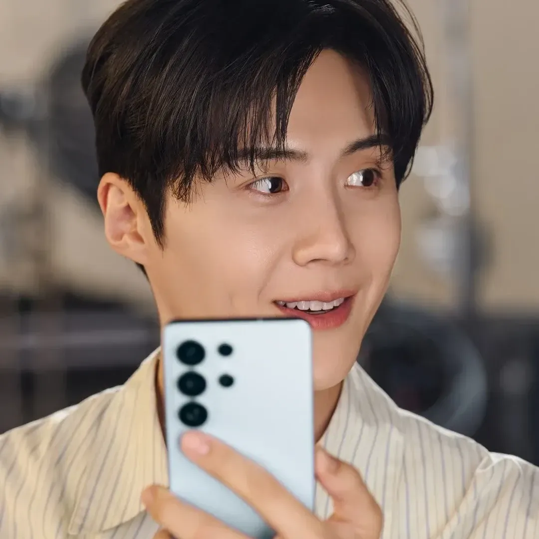 Foto terbaru dari Kim Seonho