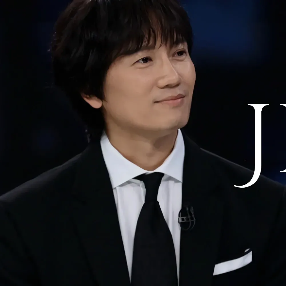 A moment captured by a fan of Ji Sung