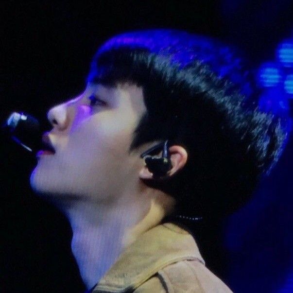 Foto terbaru dari Doh Kyungsoo (D.O.)