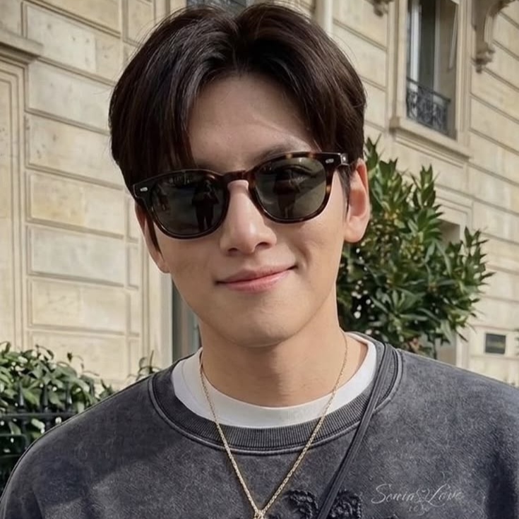 A moment captured by a fan of Ji Changwook