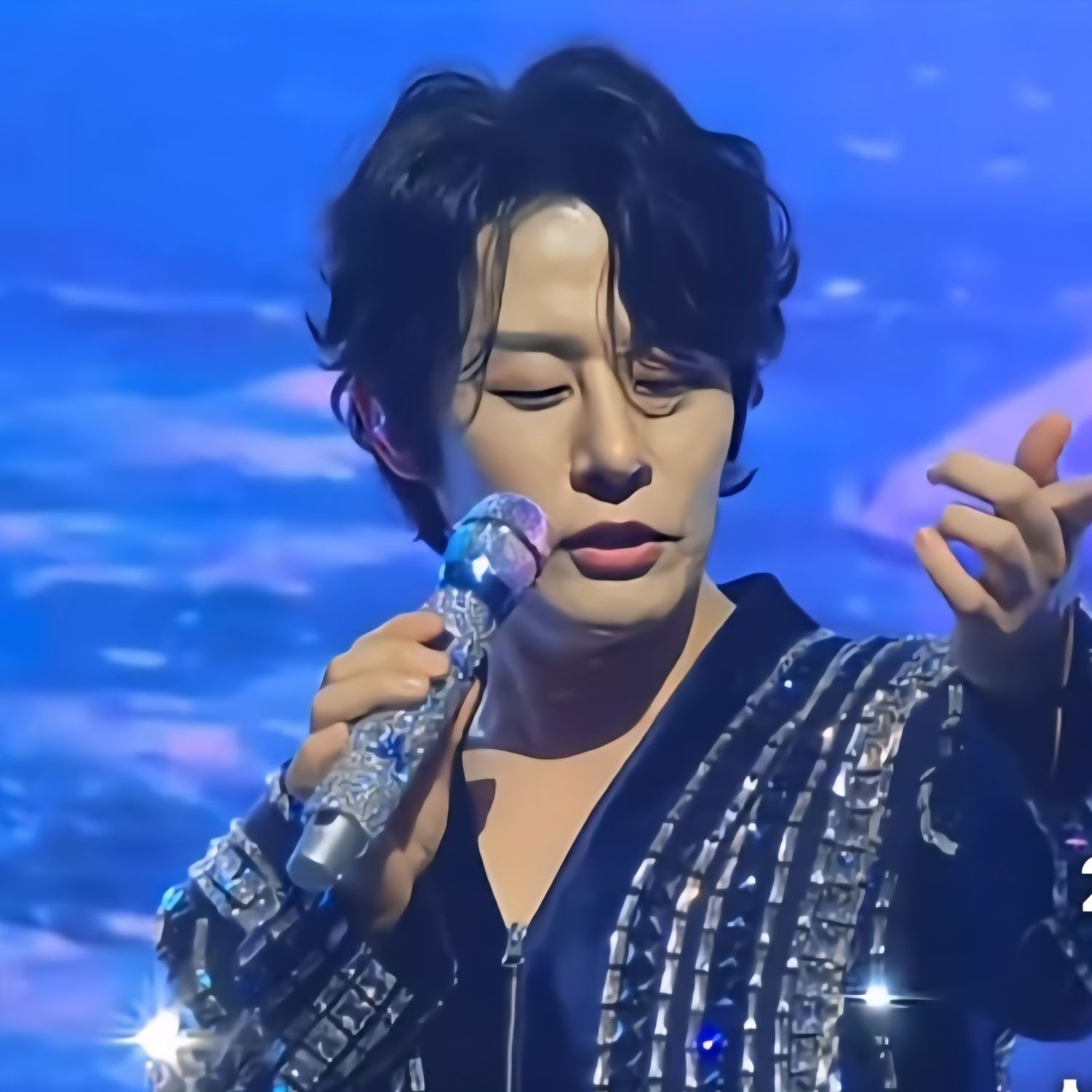 A moment captured by a fan of Kang Moonkyung