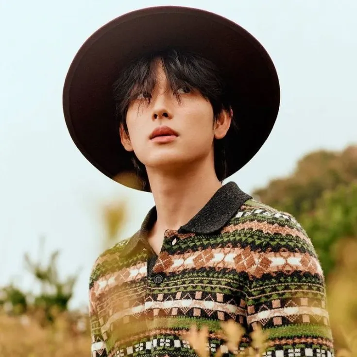 Behind-the-scenes cut of Yim Siwan