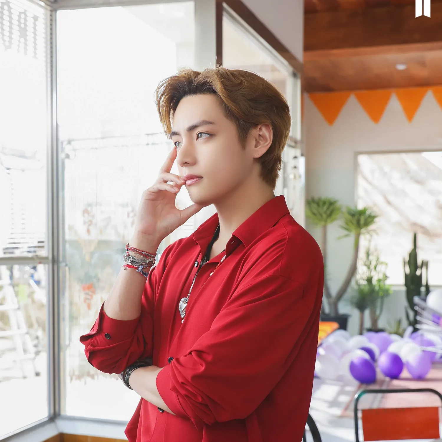 Latest photo of Kim Taehyung (V)