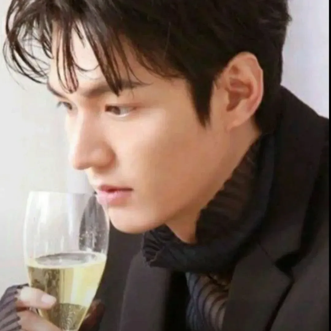 A moment captured by a fan of Lee Minho