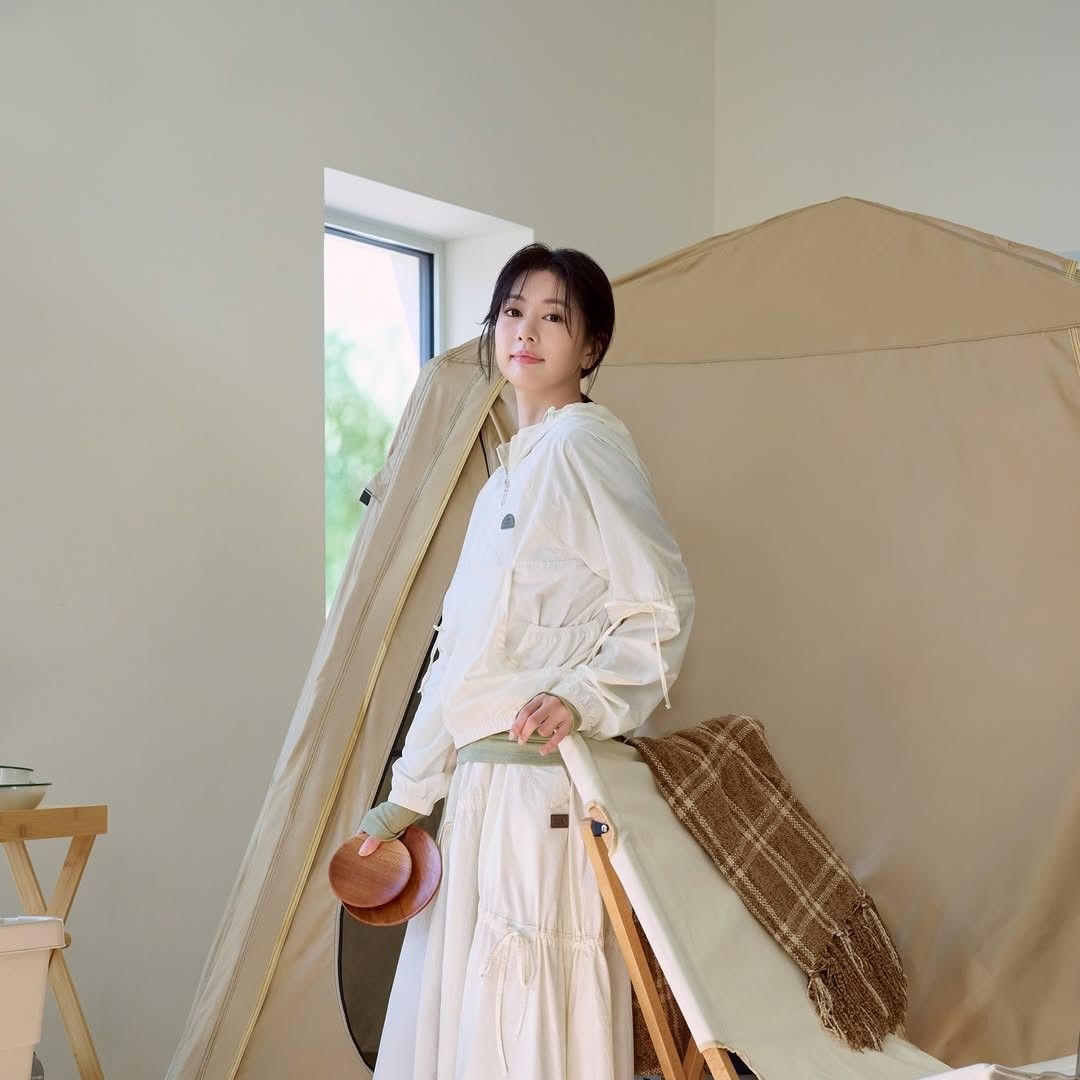 Behind-the-scenes cut of Jung Somin