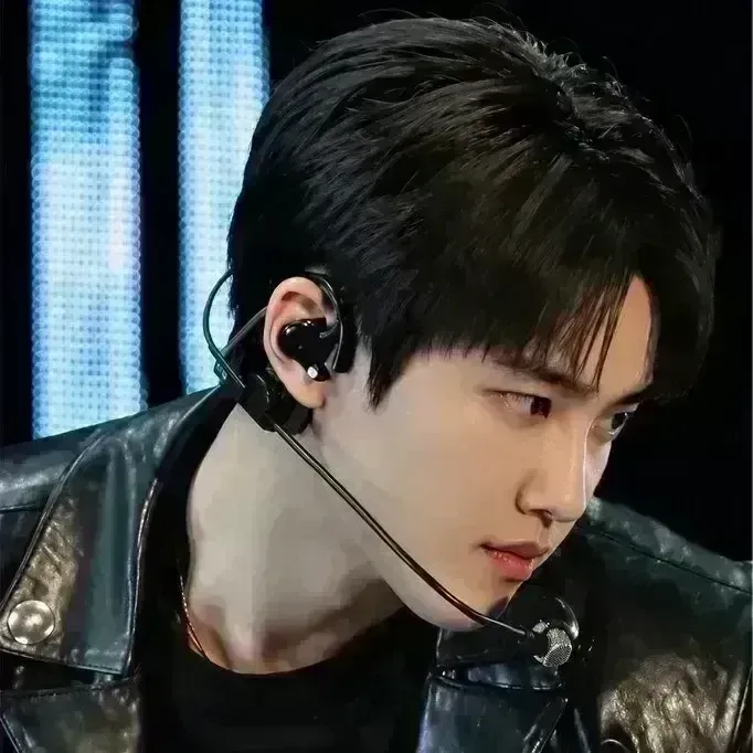 Cuplikan di balik layar dari Doh Kyungsoo (D.O.)