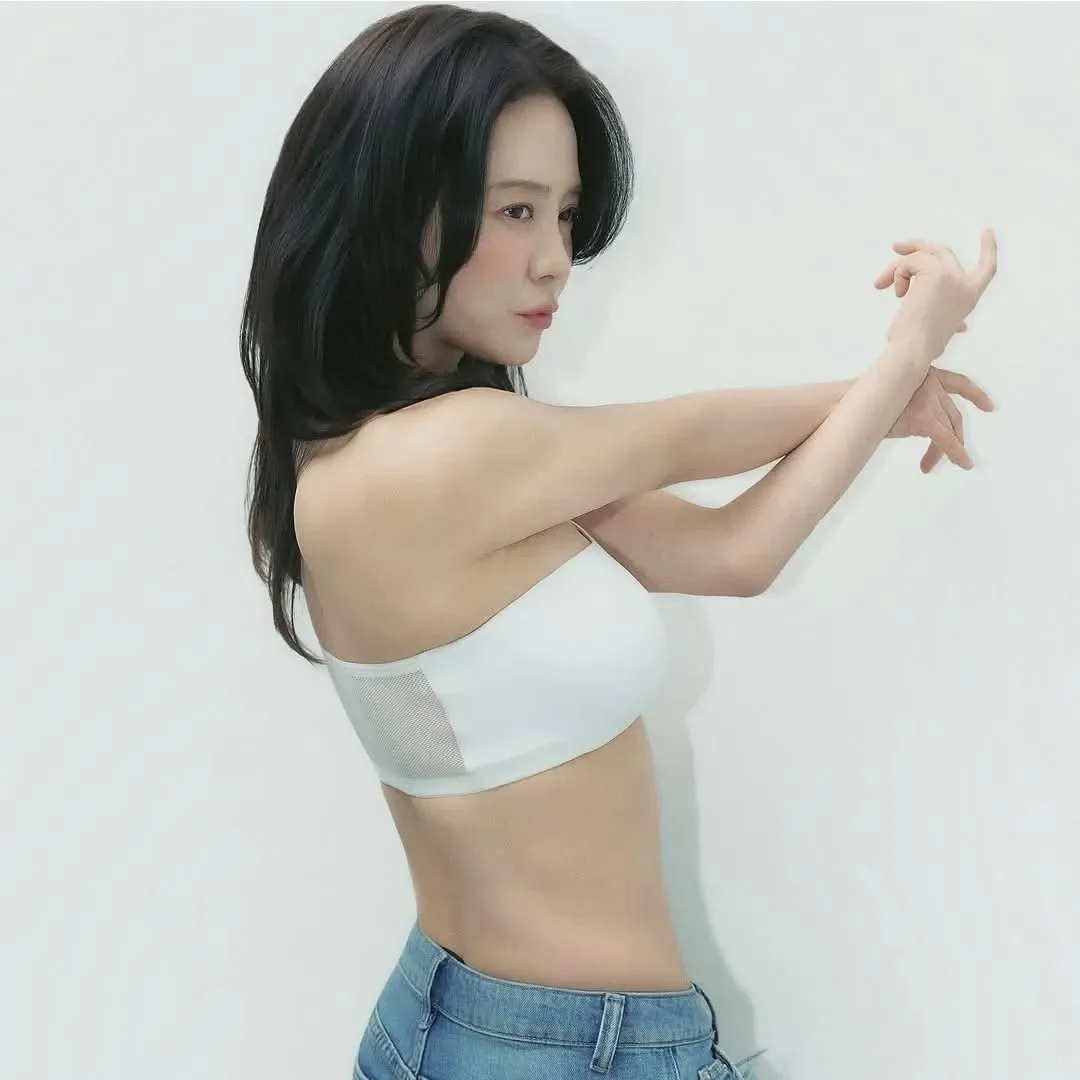 Foto kegiatan terbaru dari Song Jihyo