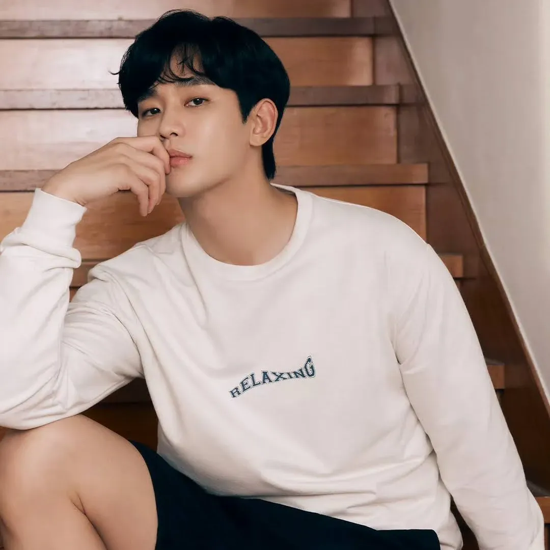 Behind-the-scenes cut of Kim Soohyun