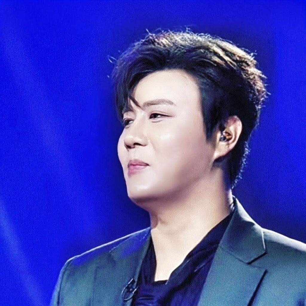 진해성의 비하인드 컷