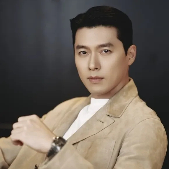 Foto kegiatan terbaru dari Hyun Bin