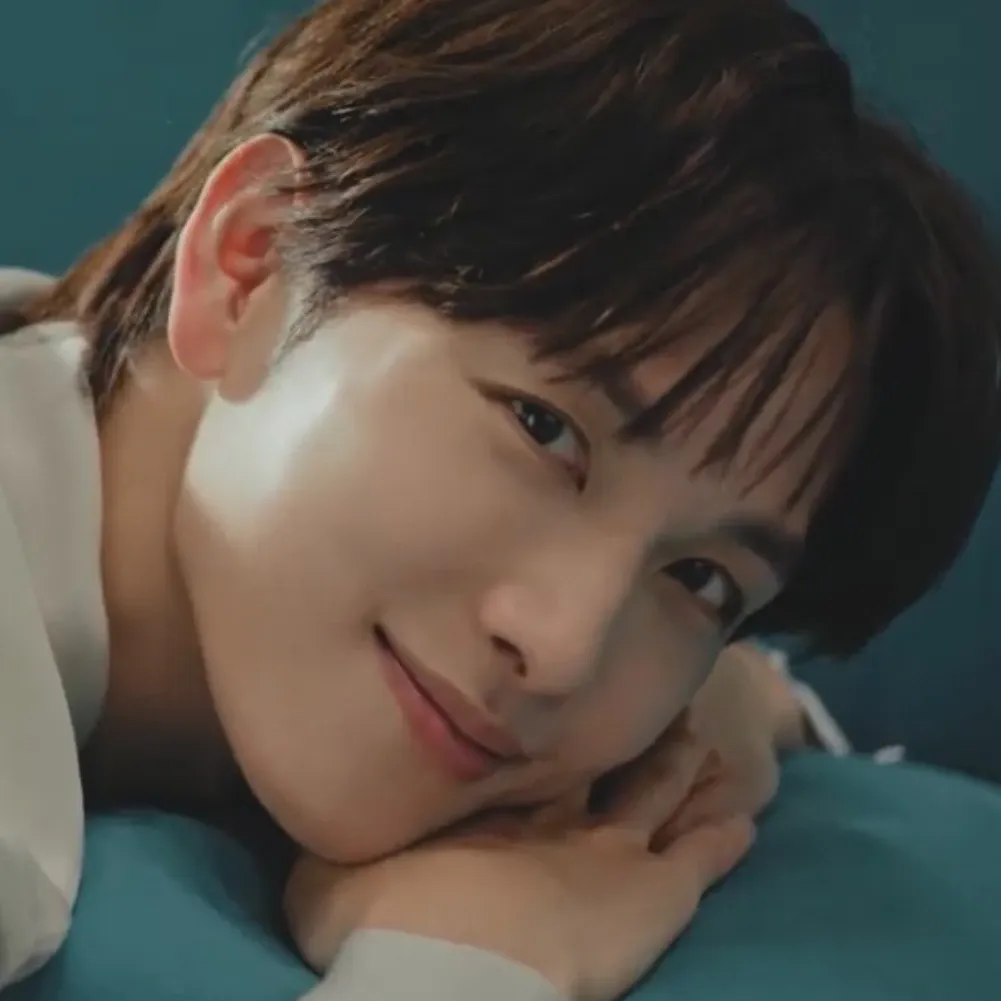 Recent activity shot of Yim Siwan