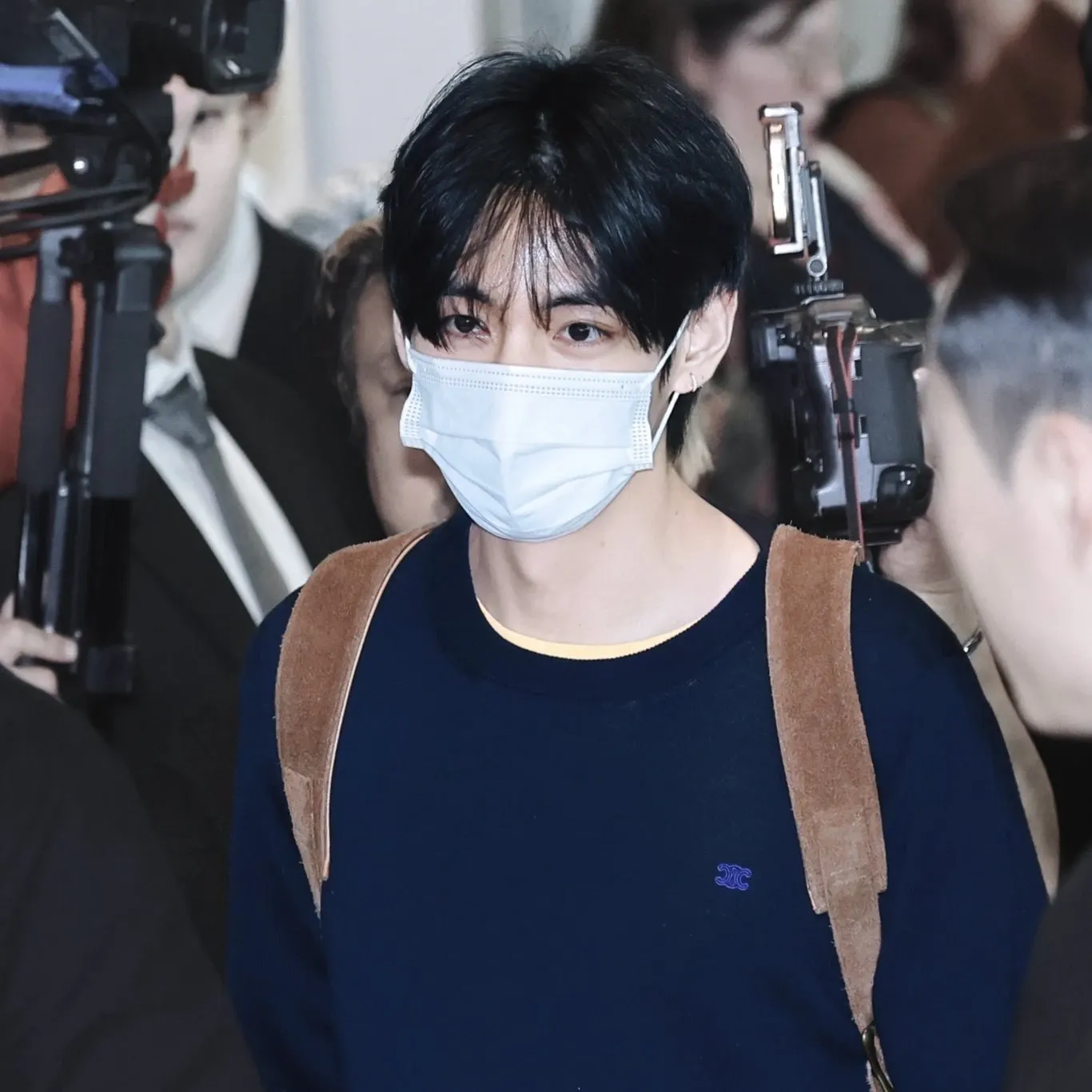 김태형 (뷔)의 비하인드 컷