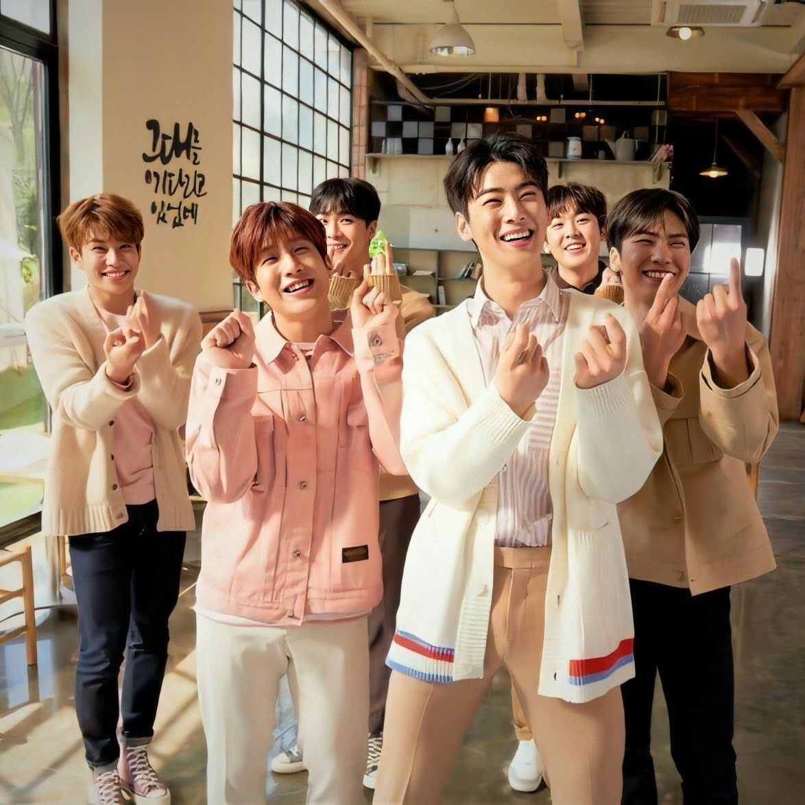 粉丝拍下的车银优瞬间