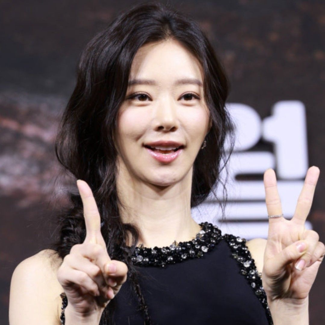 A moment captured by a fan of Lee Joobeen