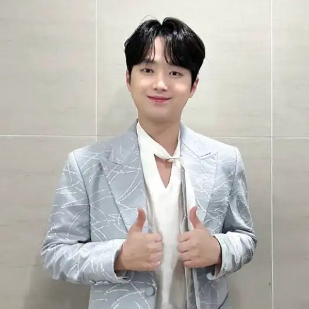 Cuplikan di balik layar dari Lee Chanwon