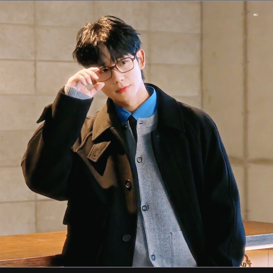 丁海寅的近期活动照