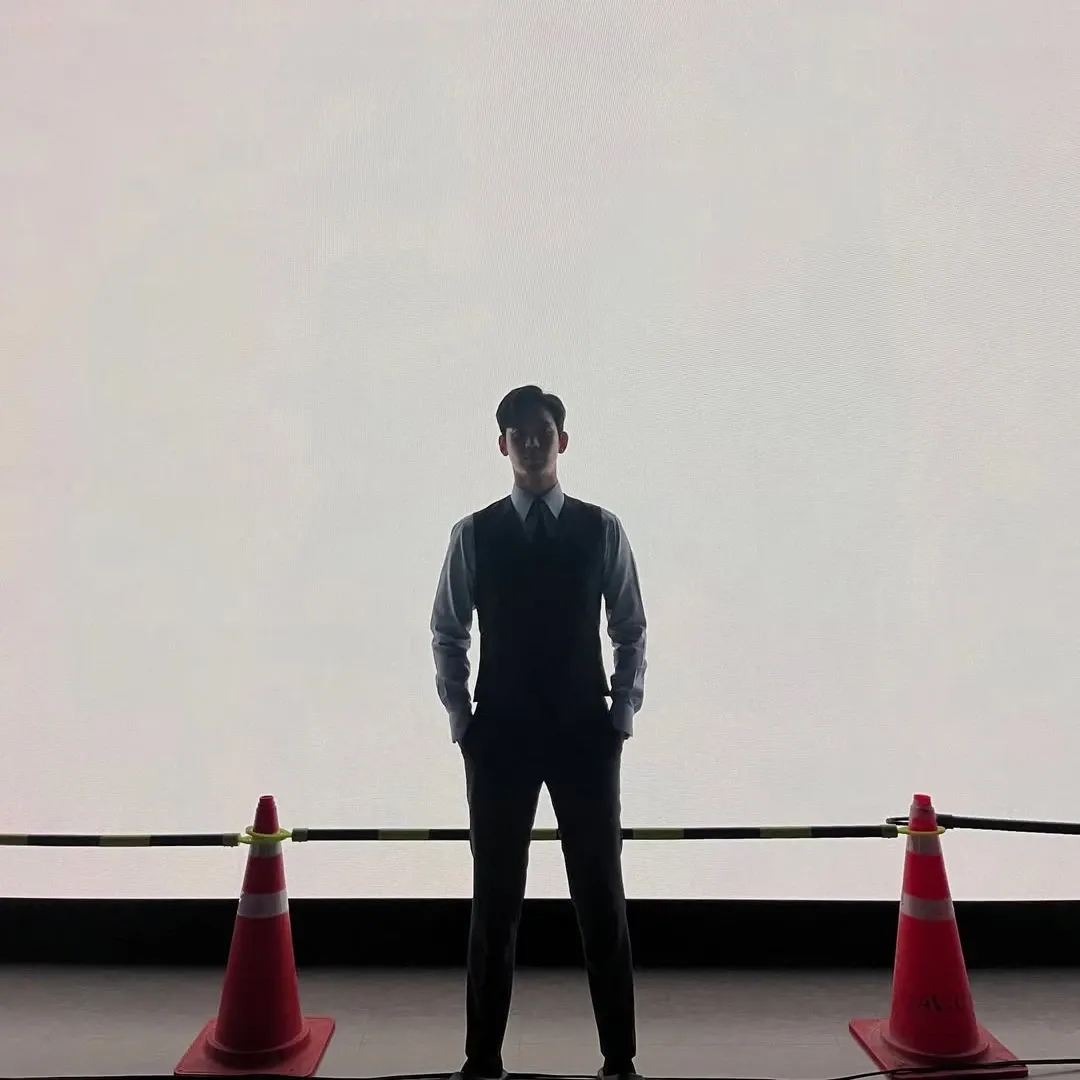 Behind-the-scenes cut of Kim Soohyun