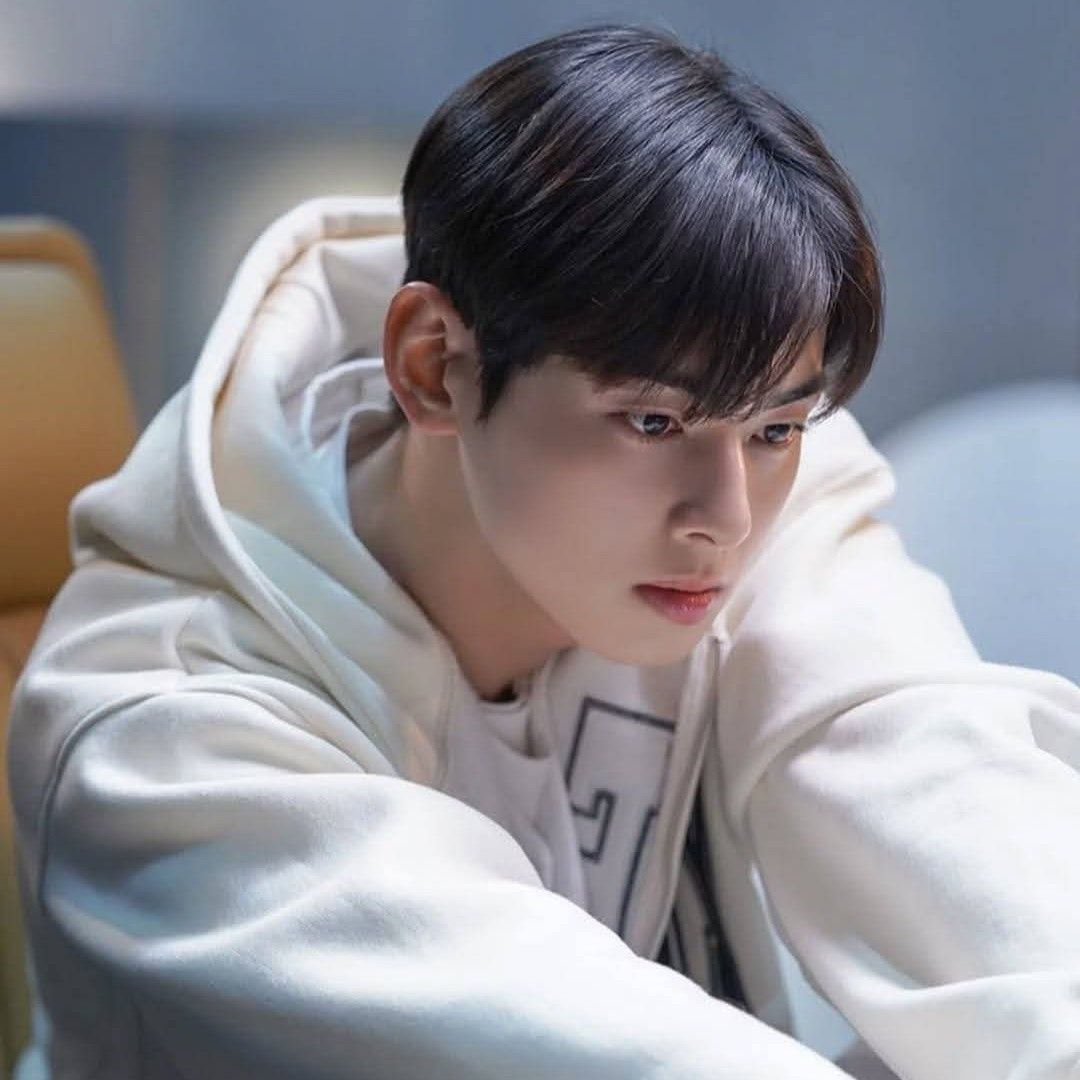 Cuplikan di balik layar dari Cha Eunwoo