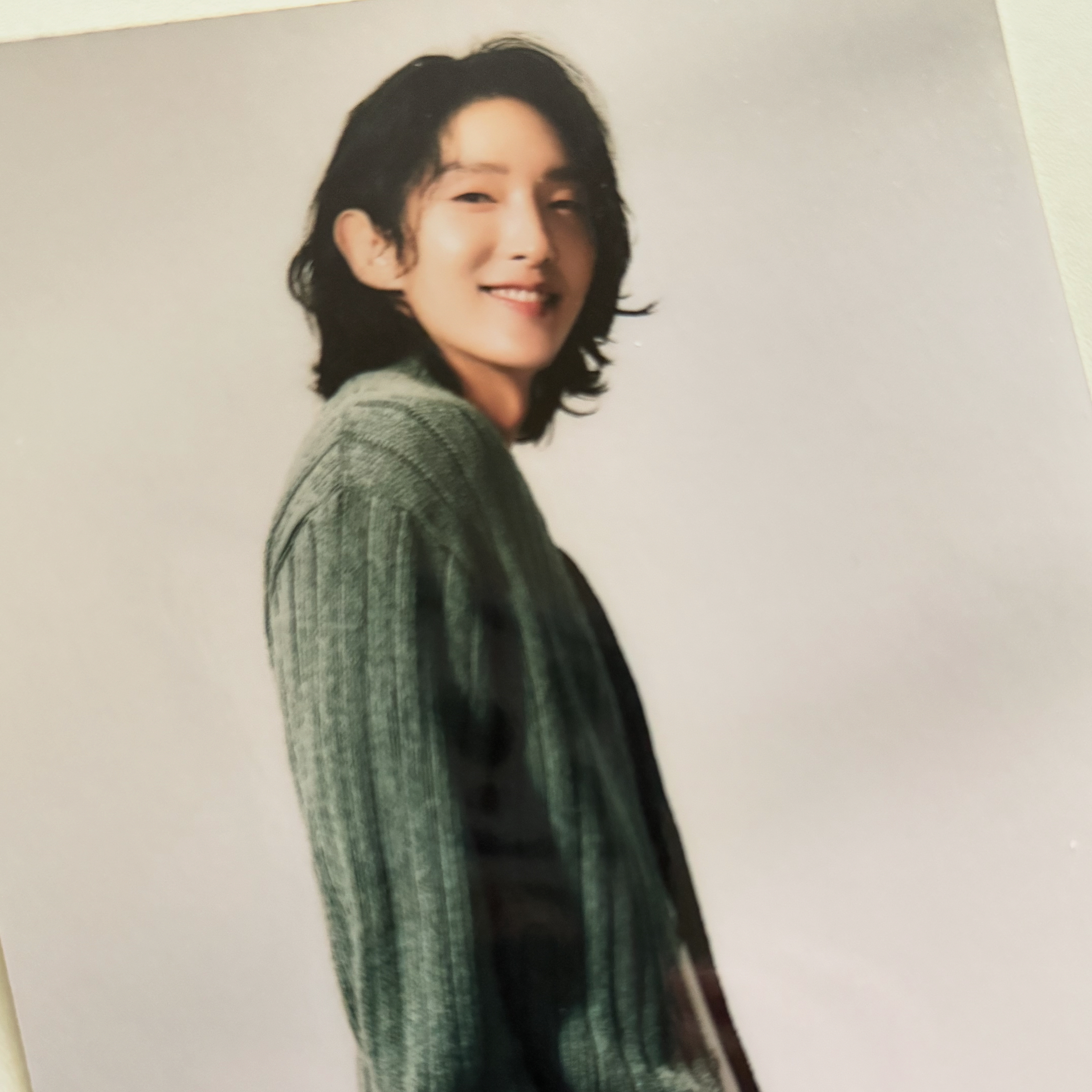Behind-the-scenes cut of Lee Joongi