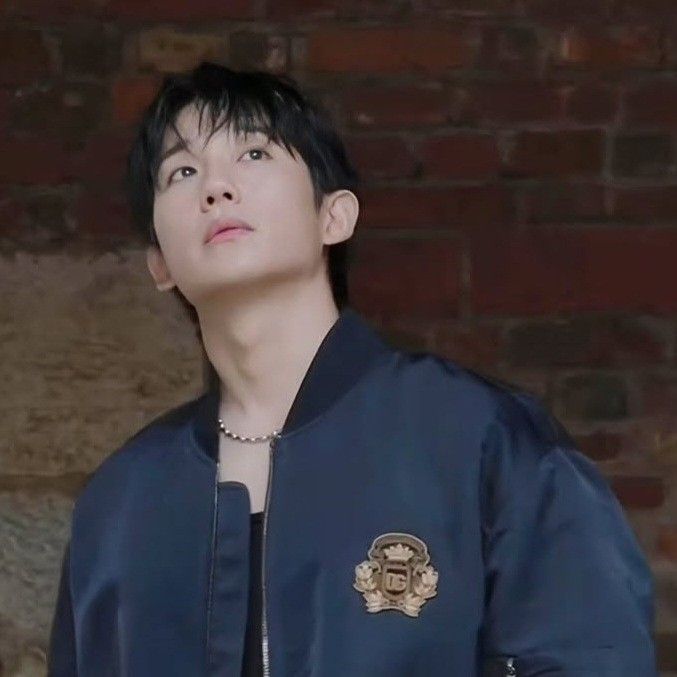 丁海寅的最新照片