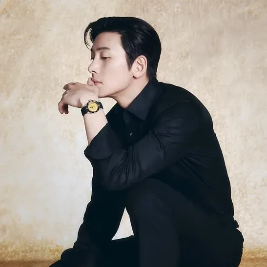 Recent activity shot of Ji Changwook