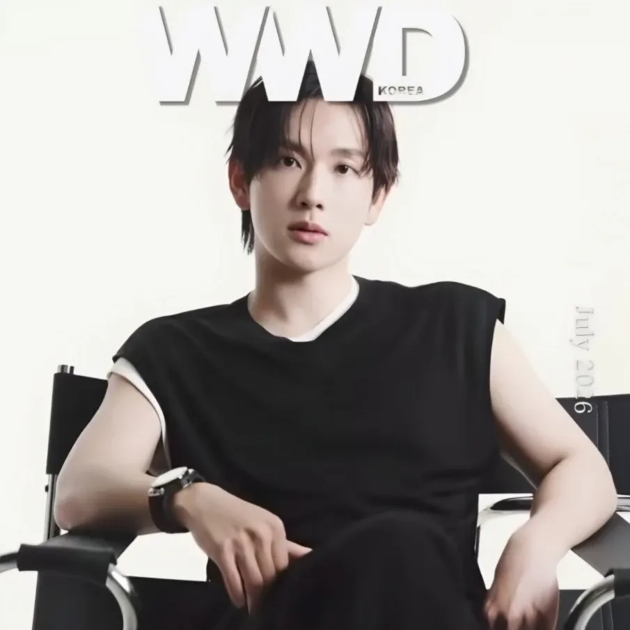 Latest photo of Yim Siwan