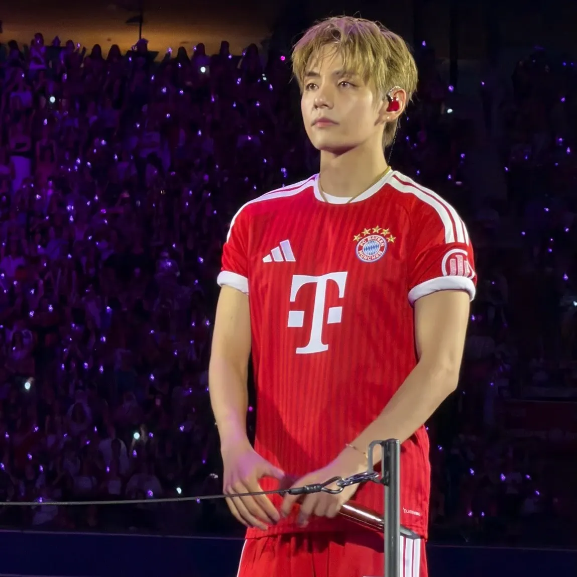Recent activity shot of Kim Taehyung (V)