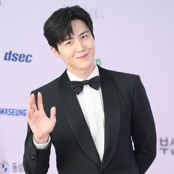 김선호 최근 활동샷