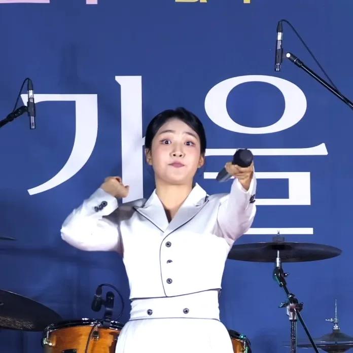 김태연의 최신 사진