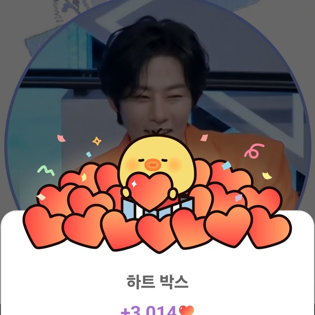 Behind-the-scenes cut of Kang Moonkyung