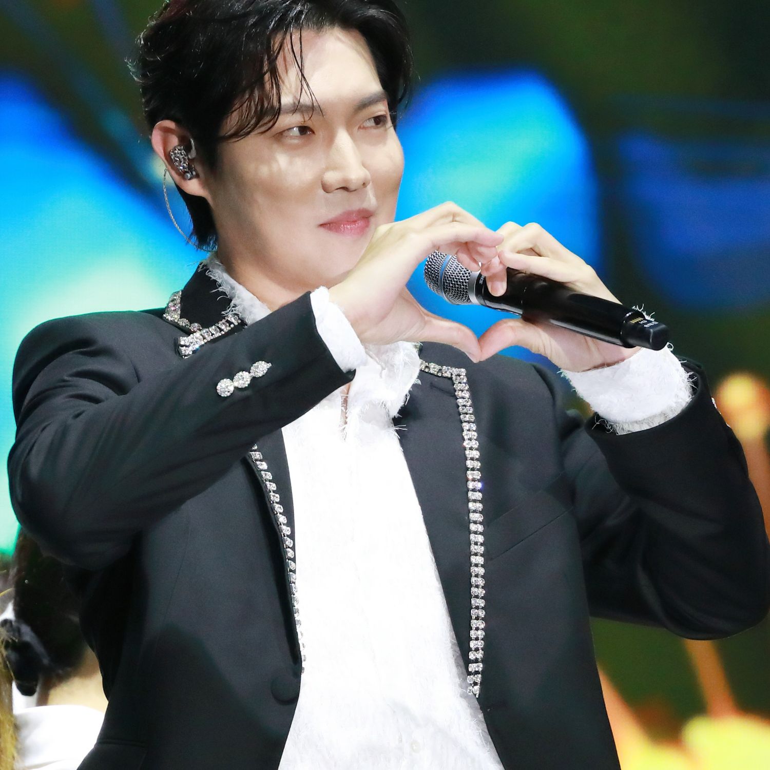 Behind-the-scenes cut of Son Taejin