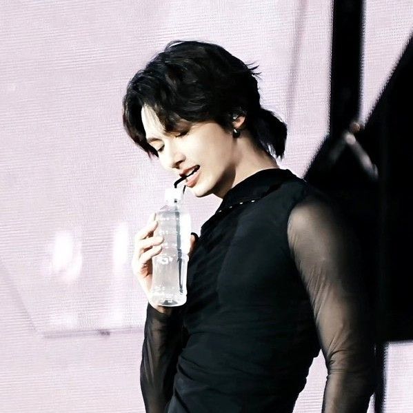 Recent activity shot of Wen Junhui